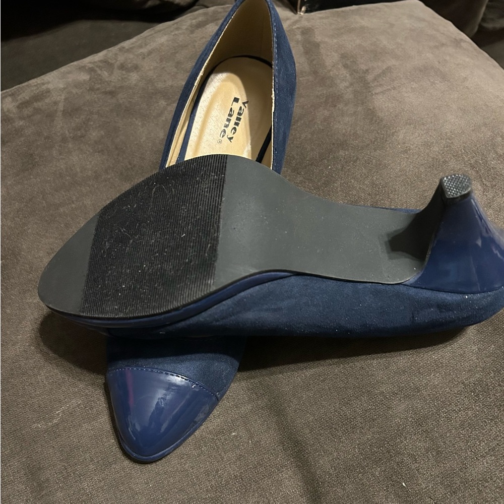 Valley Lane Navy Blue Heels